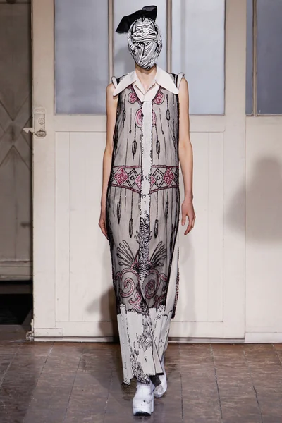 Look 4